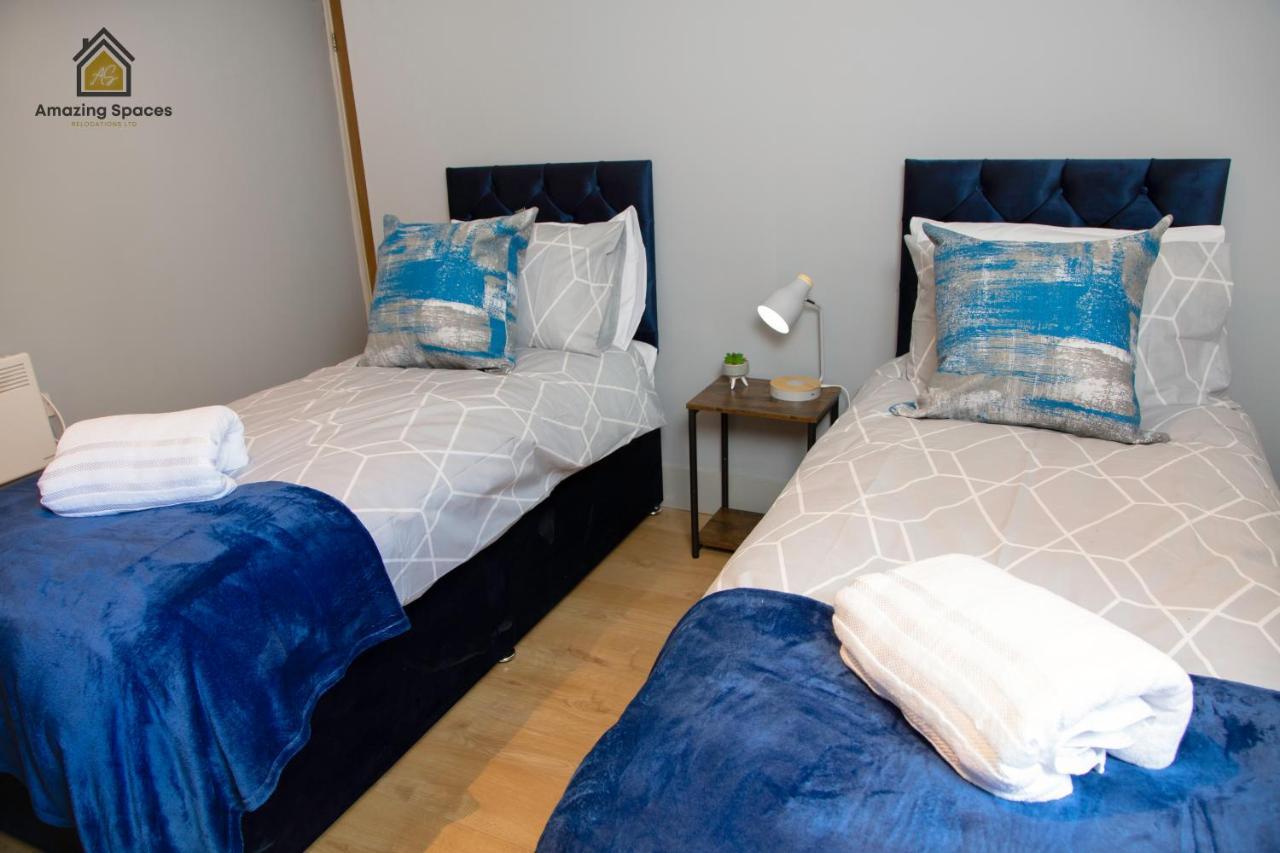 City Centre 2 Bed Flat Sleeps 3 For Work And Leisure With Free Wifi By Amazing Spaces Relocations Ltd Warrington Extérieur photo